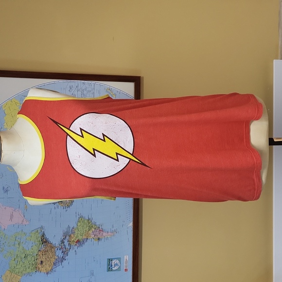 DC Comics The Flash Logo men's Tank Top, Size Medium - Picture 1 of 9